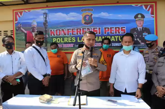 Polres Labuhanbatu Paparkan 3 Tersangka Tangkapan Narkoba