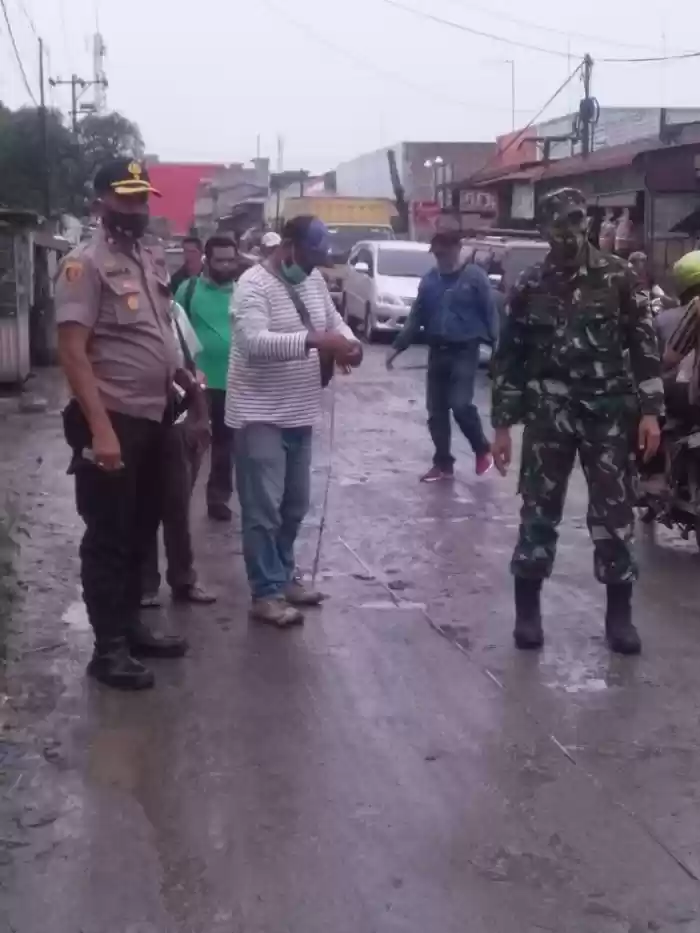 Muspika Plus Tinjau Jalan Jalan Yang Rusak, Dengan Maysrakat Turun ke Jalan