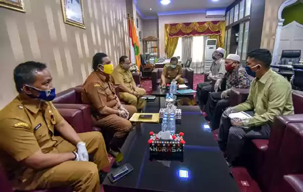 Walikota Sarankan IPTS Terapkan Protokol Kesehatan Pada Acara Wisuda