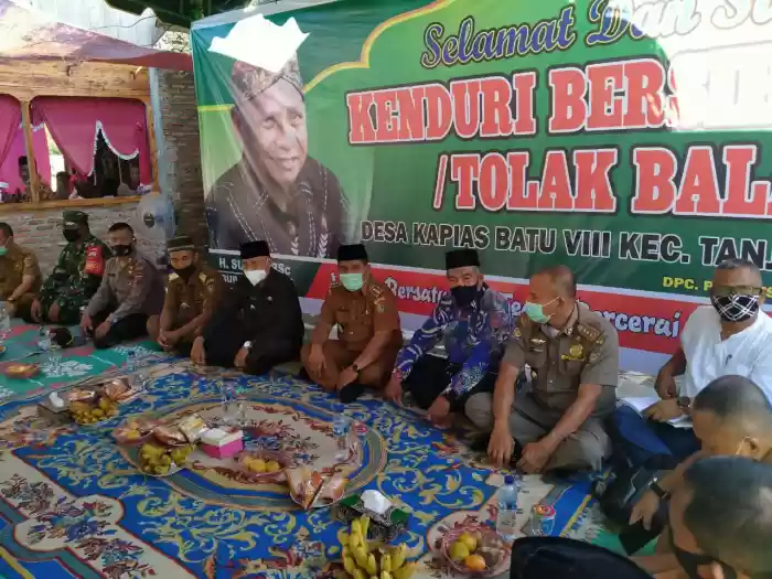 Warga Desa Kapias Batu Delapan Undang Bupati Asahan Kenduri Tolak Bala