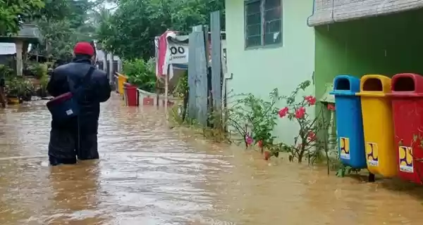 Sungai Padang Meluap, Tiga Kecamatan di Tebing Tinggi Terendam Air 