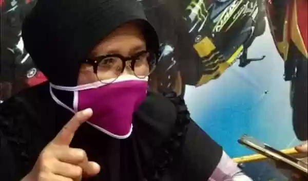 Keluarga Korban Alm Fitri Yanti Menangis Melihat Pra Rekontruksi Yang Digelar Polisi