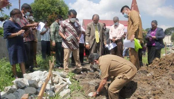 Wawako Siantar:  Tugas dan Tanggungjawab Pendeta Berat dan Mulia