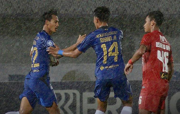 Liga 1 2021-2022 : Persija Jakarta Harus Puas Berbagi Poin dengan PSIS Semarang