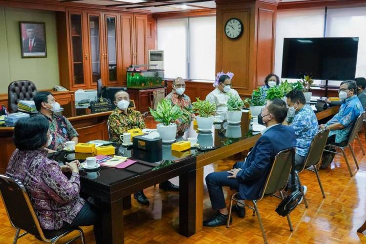 Hari Pers Nasional 2022 : PWI Dukung Agenda Green dan Mitigasi Iklim