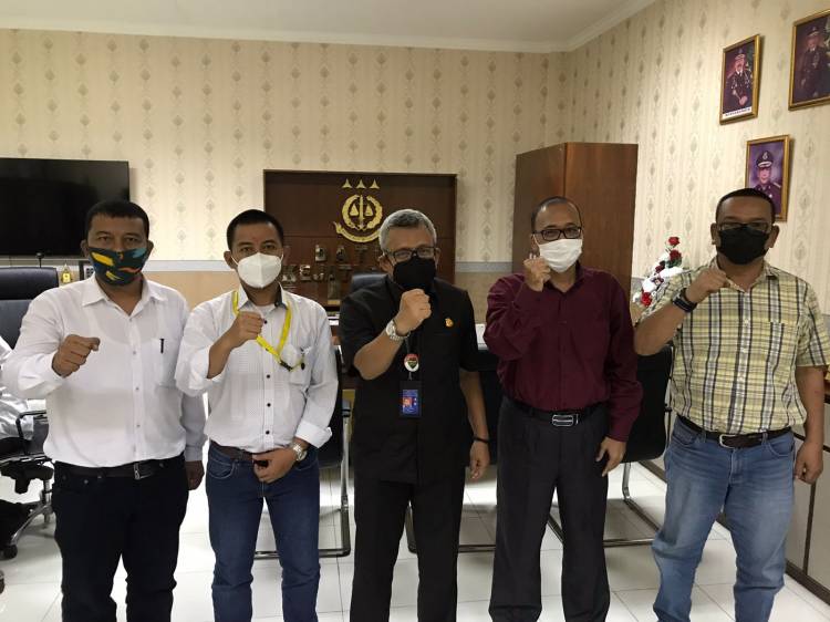 Asdatun Apresiasi KAUM dalam Peran Advokat