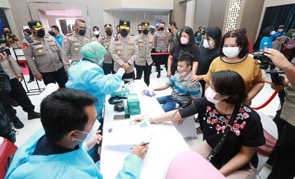 Kapolda Jatim  Apresiasi Akpol 95 Patriatama Berbakti di Masa Pandemi