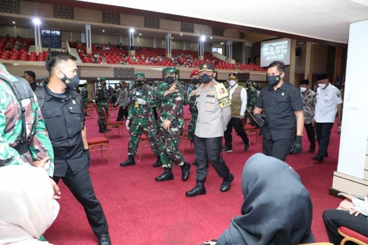Panglima TNI : Cegah Penyebaran Covid-19, Prokes dan Vaksinasi Sangat Penting