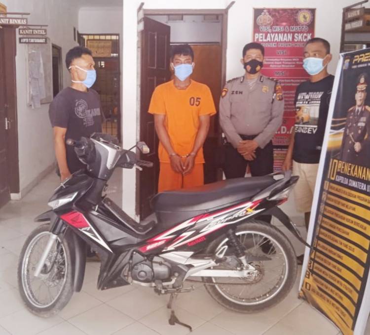 Ketahuan Curi Kereta Tetangga,  Pemuda Pengangguran Di Jemput Polisi