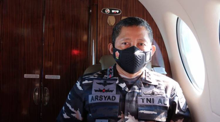 Terbang di atas Laut Natuna Utara, Pangkoarmada I memastikan 4 Kapal Perang RI ada disana.