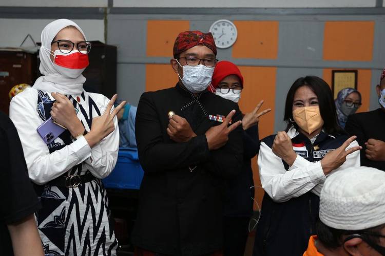 Sentra Vaksinasi Disabilitas IKA UNPAD - HIPPINDO Dongkrak Capaian Vaksinasi Disabilitas Jawa Barat