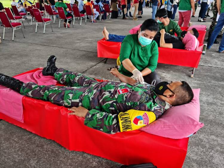 Donor Darah : Sambut Peringatan ke-76 HUT Tentara Nasional Indonesia