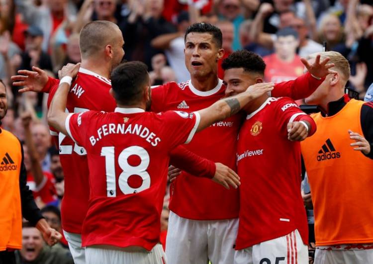 Liga Champions 2021-2022 : Manchester United Menang Dramatis 2-1 atas Villarreal