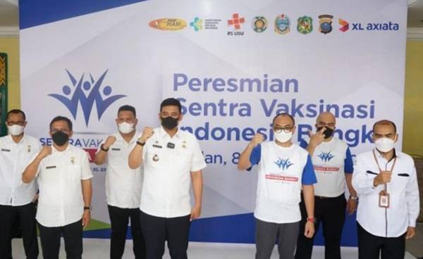 Wali Kota Medan Dan Dirut RSUP HAM Resmikan Sentra Vaksinasi COVID-19