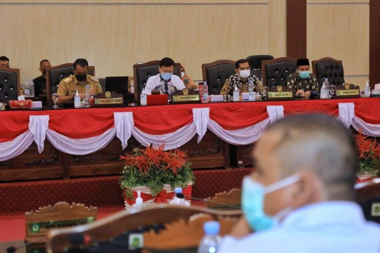 Paripurna P. APBD 2021 Berlanjut, Pemko Medan Targetkan Angka Kemiskinan turun di akhir tahun 2021