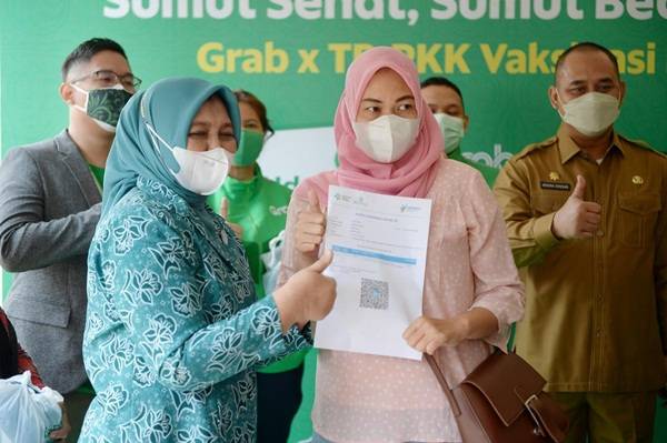 Nawal Lubis Ingatkan Peserta Vaksin Tetap Jalankan Protokol Kesehatan