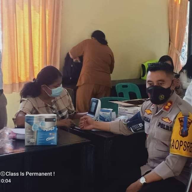 Polres Toba Donorkan Darahnya