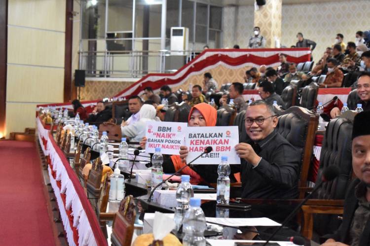 Tolak Kenaikan BBM di Sidang Paripurna,  FPKS Medan : Ini Bukti Kami Bersama Rakyat
