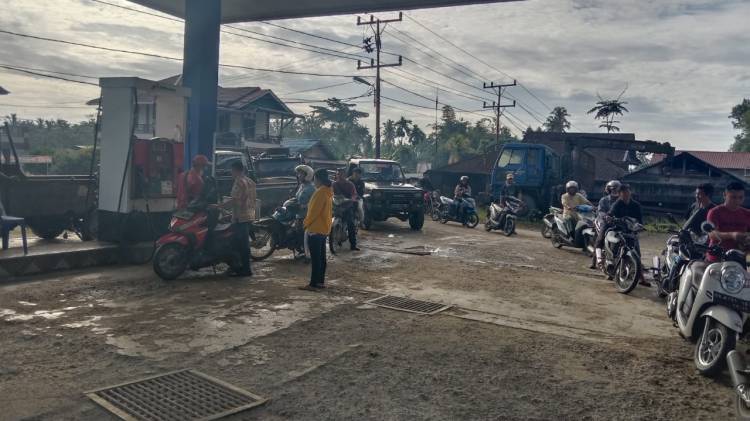 Antisipasi Penimbunan BBM, Polsek Gido Nias Monitoring SPBU