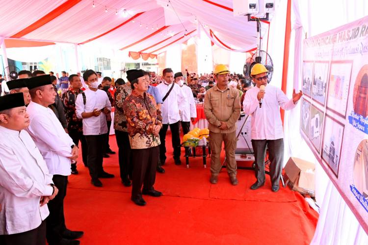 Edy Rahmayadi Wakafkan Tanah untuk Atas Nama Ayahanda