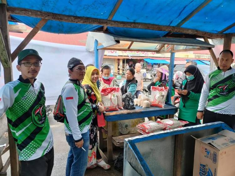 Mantap! Ringankan Beban Masyarakat, MD KAHMI Padangsidimpuan Gelar Pasar Murah