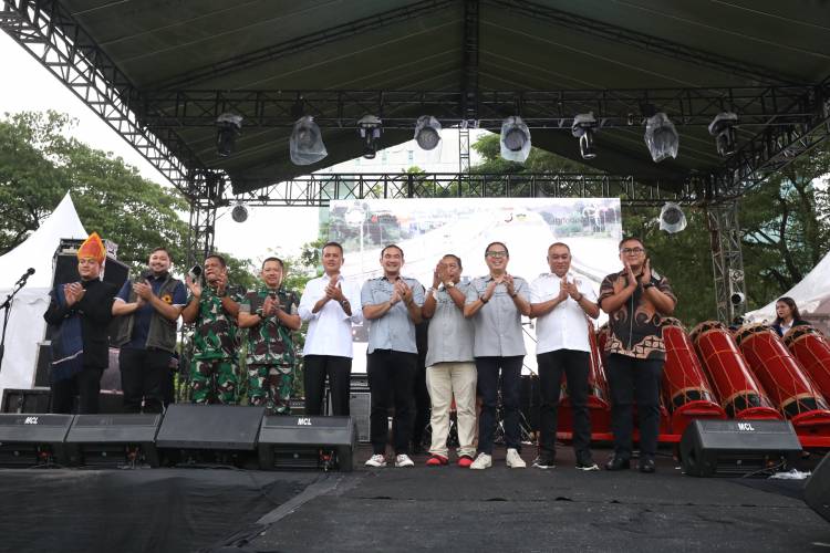 Buka Jambore Nasional Mercedes Benz Club Indonesia, Musa Rajekshah Ajak Peserta Nikmati Pariwisata Sumut