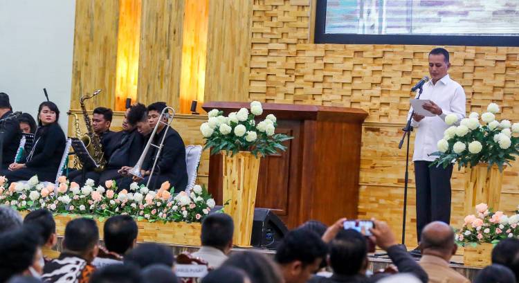 Pentahbisan GPdI Tebingtinggi, Ijeck Harap Pembinaan Umat dan Generasi Lebih Baik