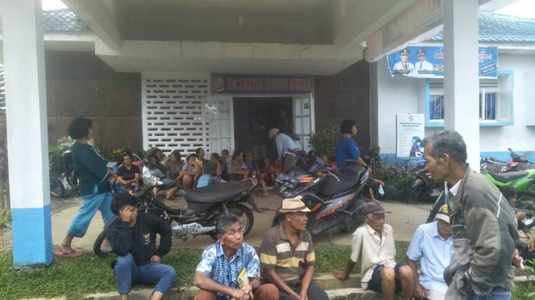329 Warga Miskin di Kecamatan Gunung Meriah Terima BLT BBM