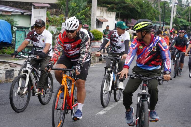 Sambut HUT TNI ke 77, Korem 022/PT  Gelar Gowes dan Bansos Kepada Masyarakat di Nagori Bandar Selamat  Kab. Simalungun