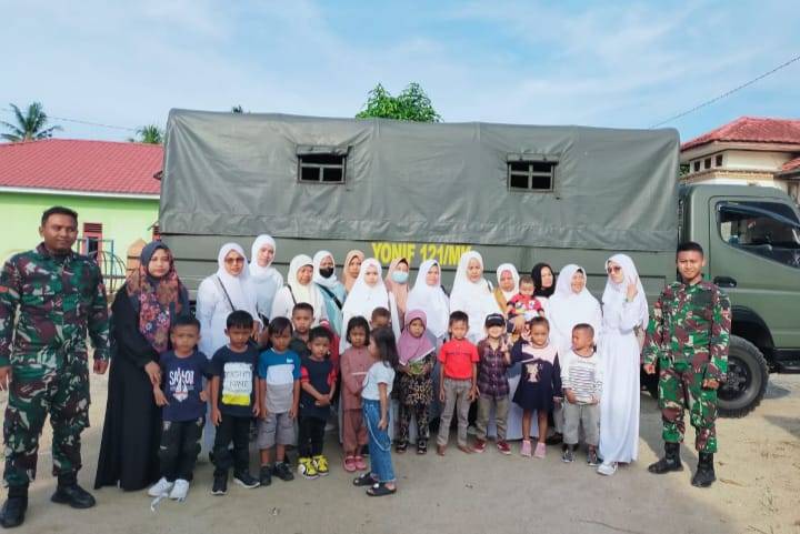 Ciptakan Generasi Muda Berakhakul Karimah, Danyonif Mekanis 121/MK Bantu Angkut Murid TK/RA "Aida" Manasik Haji