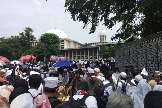 Besok, Eks 212 dan FPI Gelar Aksi Bela Rakyat Besar-besaran Di Istana