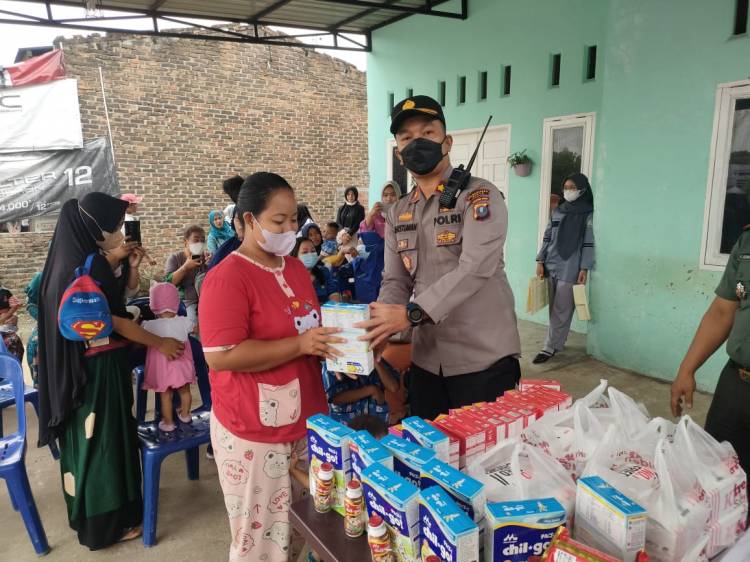Polsek Percut Sei Tuan Bersama Koramil 0201 - 13/PST Kodim 0201/Medan Laksanakan Pos Pelayanan Stunting