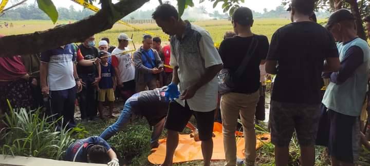 Geger!! Warga Kelurahan Cengkeh Turi Temukan Karung Berisikan Tulang Manusia&nbsp;&nbsp;