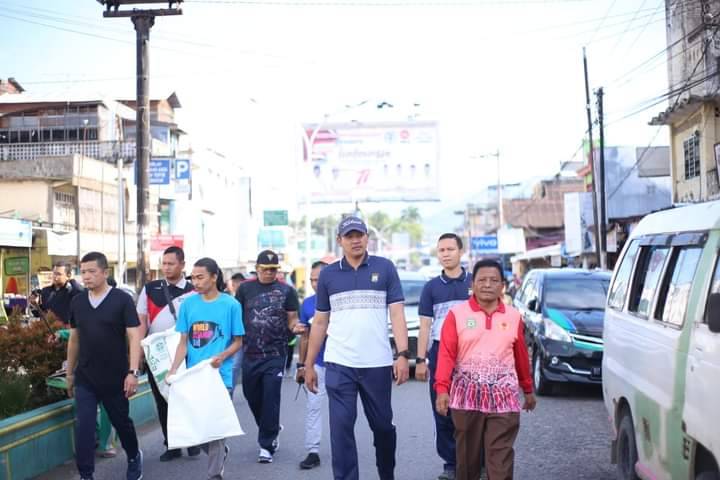 Asisten III Buka Kegiatan Cleanup Day dan Pilah Sampah