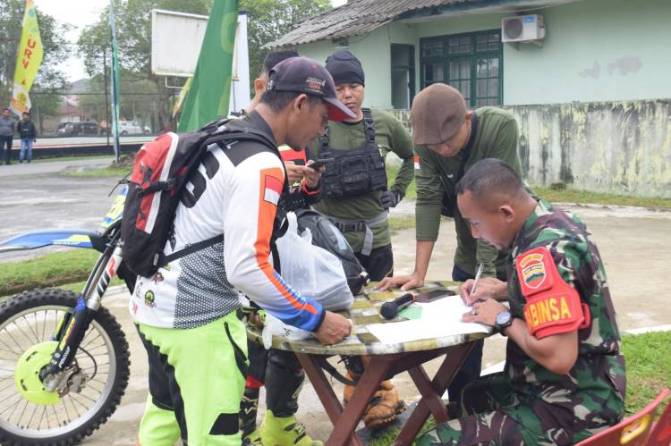 Dandim Lepas Trabas Bersama Kodim 0204/DS Menyambut HUT Ke-78 TNI