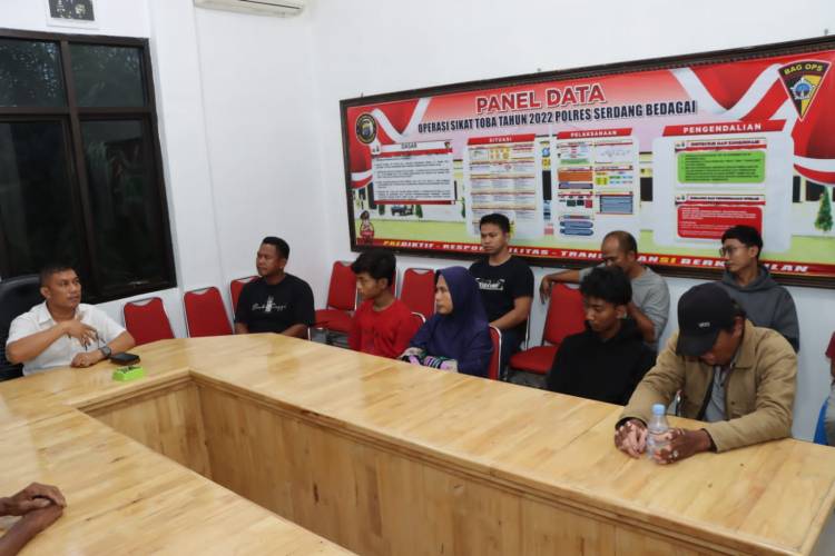 Kumpulan Remaja Bawa Parang panjang Diringkus Polisi