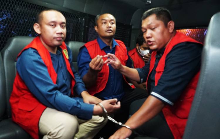 Kejatisu Tahan 4 Tersangka Dugaan Korupsi "Pungli" Mahasiswa Yang Peroleh Dana Bantuan KIP pada Universitas Al Wasliyah Labuhanbatu