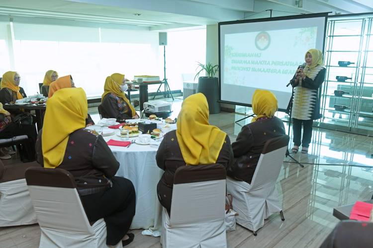 Silaturahmi DWP Sumut, Nawal Lubis Sampaikan Terima Kasih Atas Kerja Sama Selama Ini
