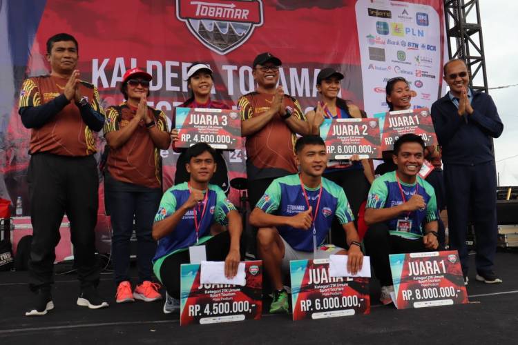 Menriset Bersama Masyarakat Toba Gelar Olah Raga Toba Marathon