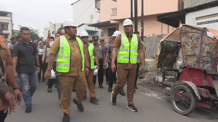 Pelebaran Parit Emas Atasi Banjir, Bobby Nasution Targetkan Paling Lambat Desember Siap
