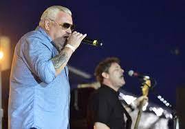 Penyanyi Smash Mouth Steve Harwell Memasuki Perawatan Rumah Sakit