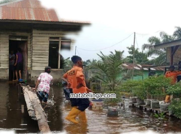 Hujan Terus Mengguyur Luapan Air Sungai Asahan Semakin Meninggi