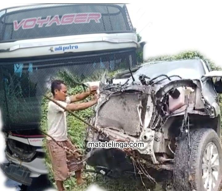 Tidak Terdapat Korban Jiwa,Tabrakan Bus Pelangi Kontra Toyota Rush