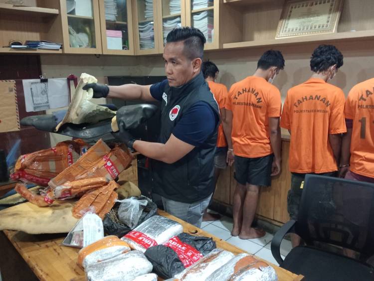 Empat Pengirim Ganja Melalui Ekspedisi Diamankan