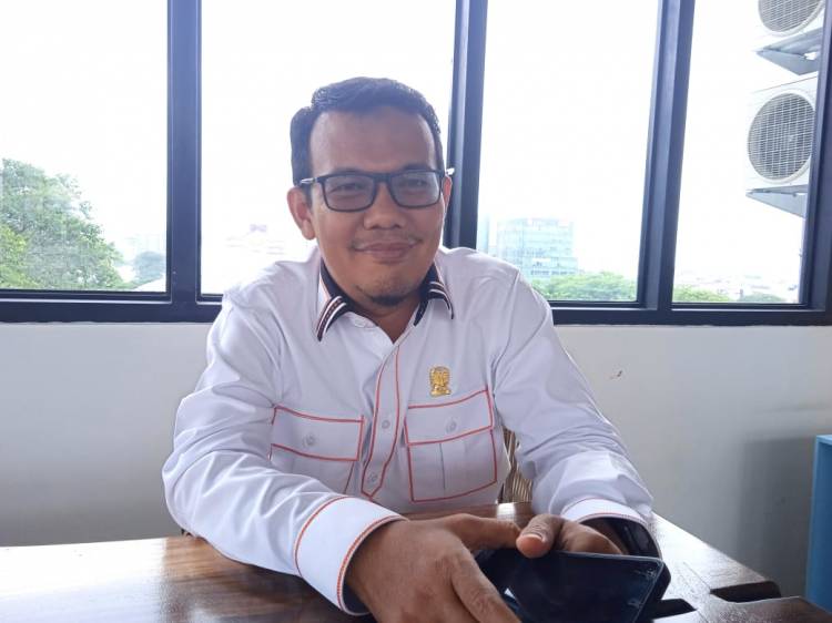Datuk Iskandar Muda, Kenang Pernah Jaga Masjid dan Jual Roti Keliling