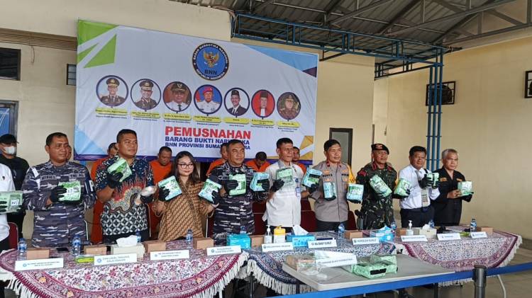 Petugas Gabungan Sita 20 Kg Sabu di Perairan Asahan, 3 Kurir Ditangkap