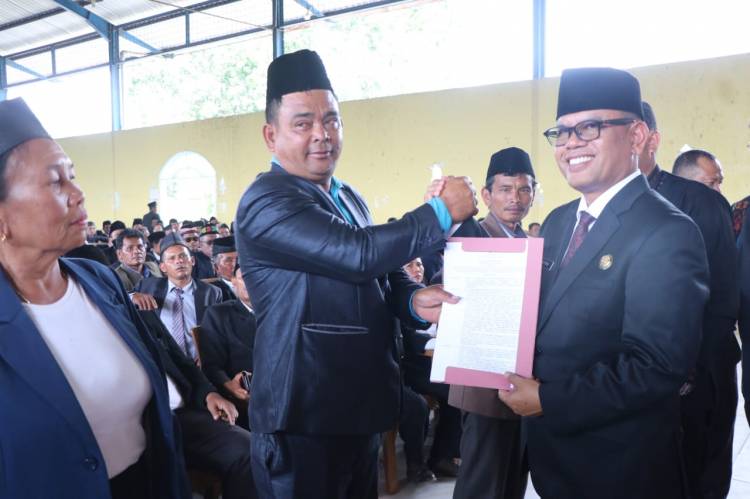 Bupati Toba Terbitkan 54 SK Untuk Peresmian Perpanjangan Masa Jabatan 1.289 BPD