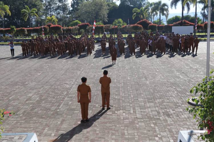 Amanat Bupati Toba: Capaian Kerja Kita Adalah Anugerah, Harus Kita Syukuri