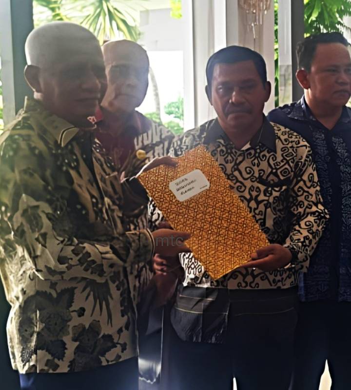 Di Rumah Dinas Bupati Asahan Terima Audensi BAMAG