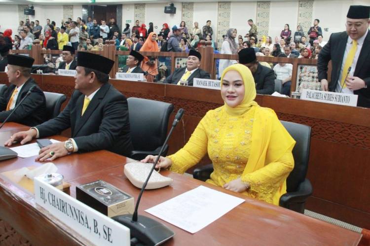 Chairunnisa Batu Bara Resmi dilantik sebagai Anggota DPRD Sumut